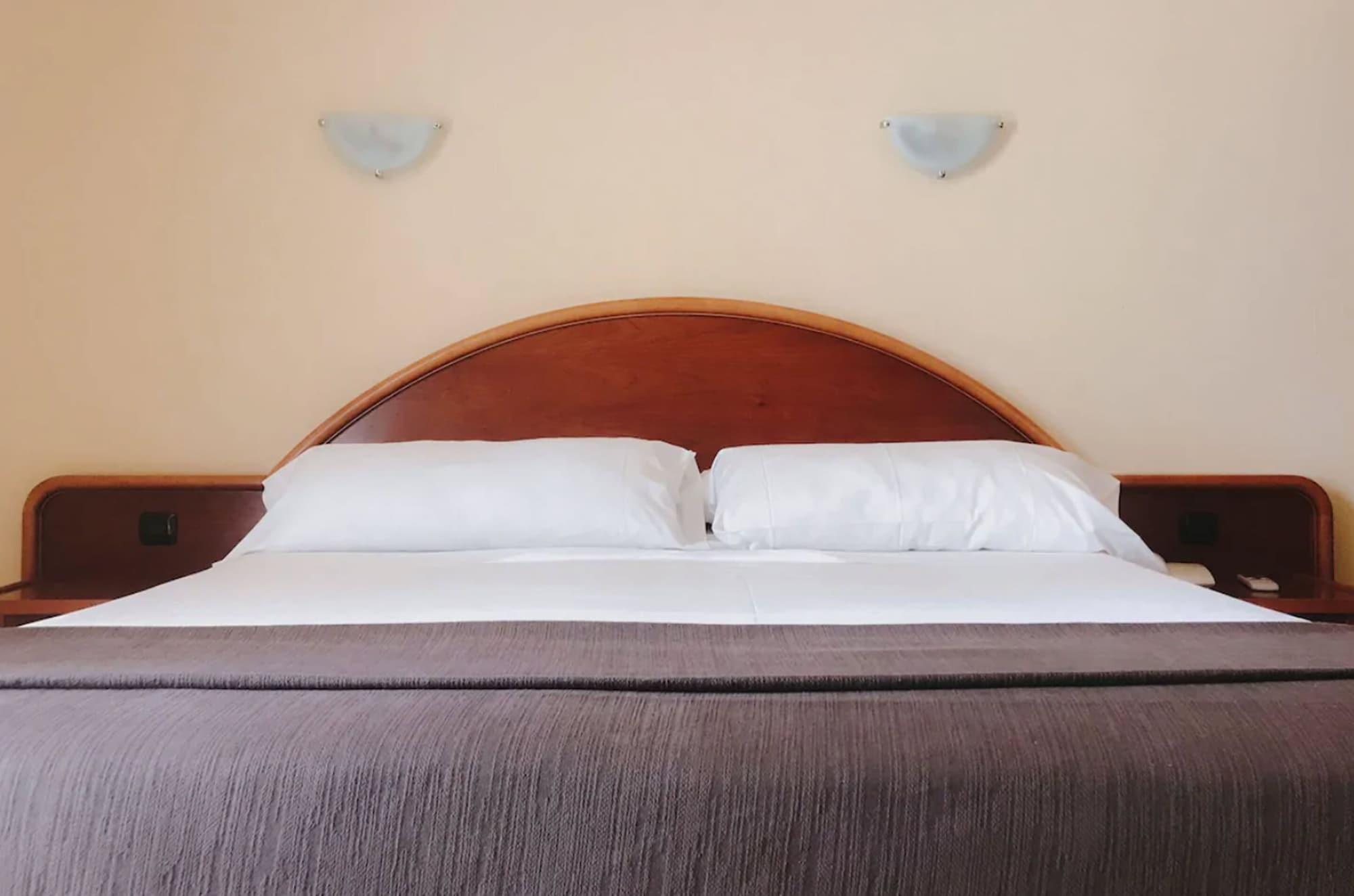 Hotel Marfil San Antonio  Eksteriør billede