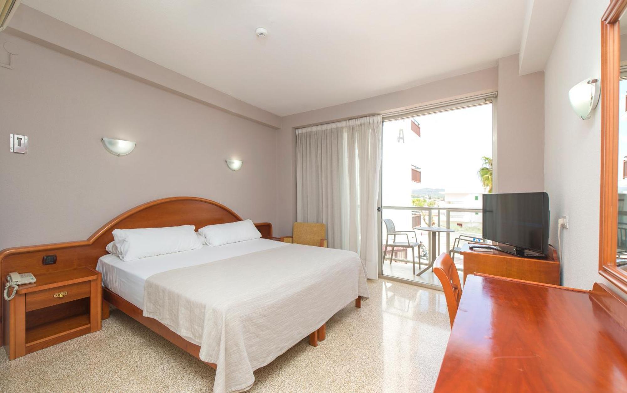 Hotel Marfil San Antonio  Eksteriør billede